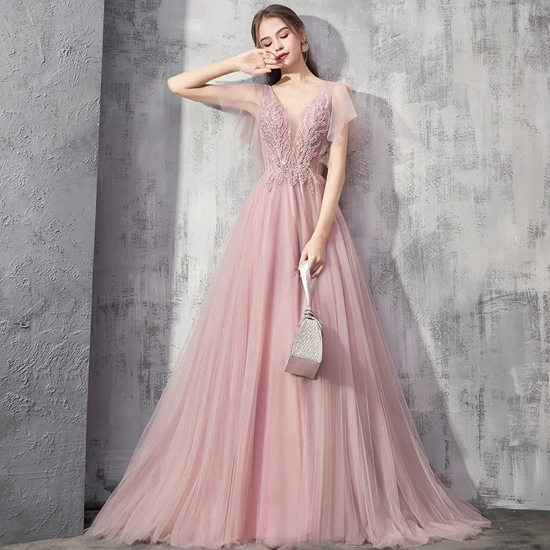 Simplistic elegant v-neck evening dress