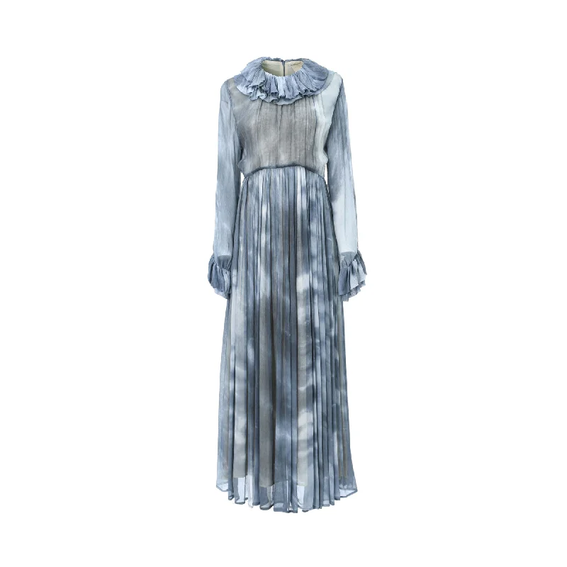 Momoni Women's Emile Long Dress Crew Neckline Sporty