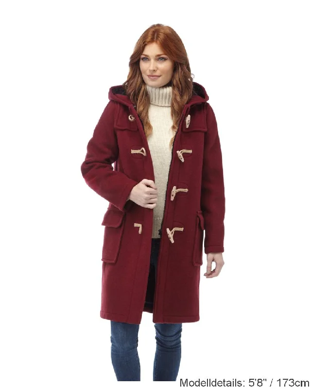 Originaler und authentischer Dufflecoat in klassischer Passform für Damen mit Holzknöpfen - Burgund Velvet Evening Cape Originaler und authentischer Dufflecoat in klassischer Passform für Damen mit Holzknöpfen - Burgund Velvet Evening Cape