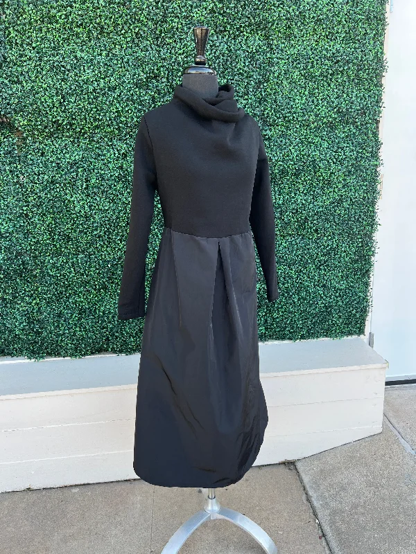 Sweatshirt & Nylon Mixed Medium Dress Hoodie with Cuffed Sleeves Snug Secure
