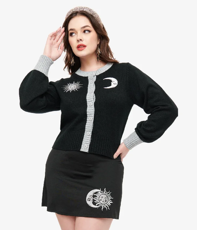 Smak Parlour 1960s Black & Silver Celestial Embroidered Cropped Cardigan Stylish Fashionable Trendy Smak Parlour 1960s Black & Silver Celestial Embroidered Cropped Cardigan Stylish Fashionable Trendy